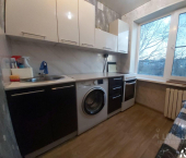 1-комн, 30кв м, этаж 3/5 проспект Победы, 8