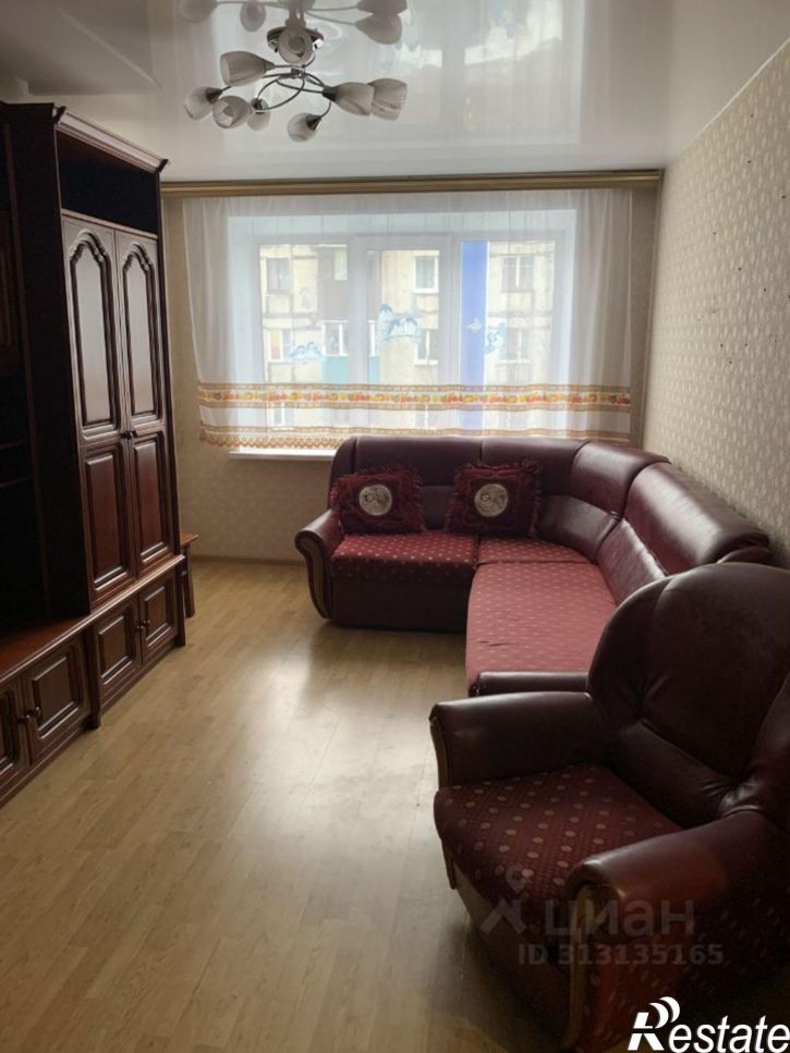 4-комн квартира ул Школьная, 1а,  д. 1а