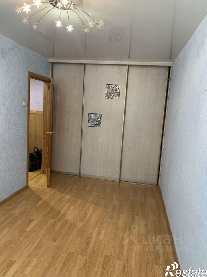 4-комн квартира ул Школьная, 1а,  д. 1а