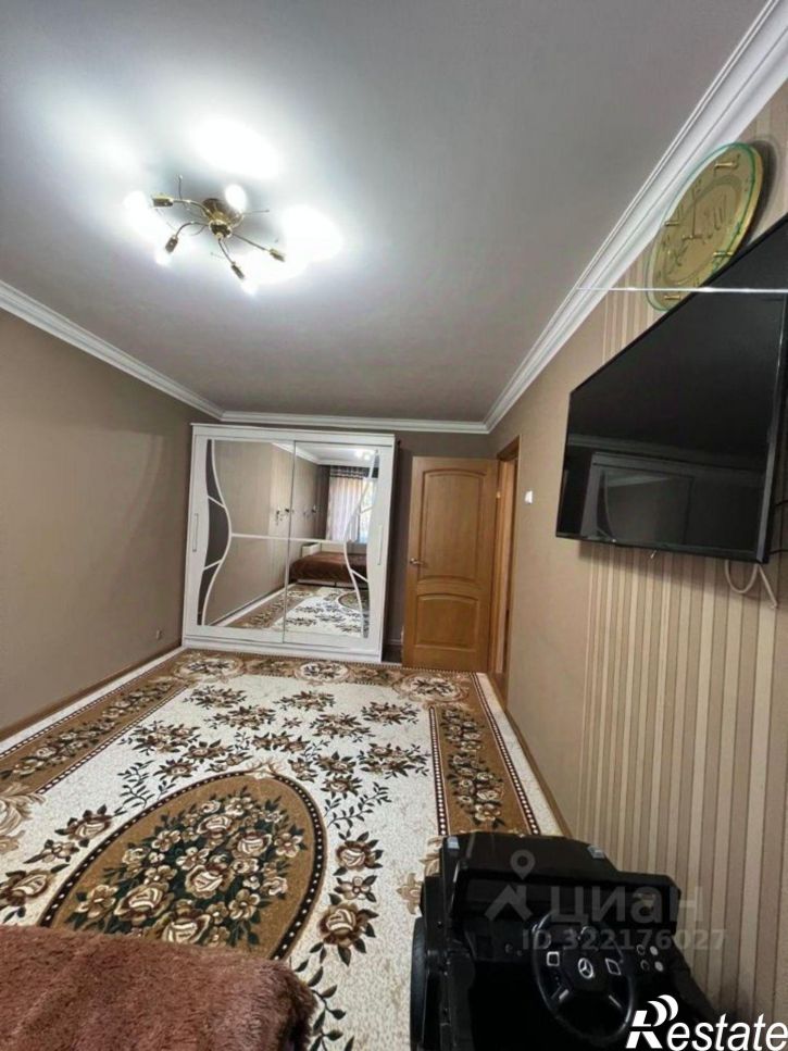 4-комн квартира улица Рабочей Смены, 13,  д. 13