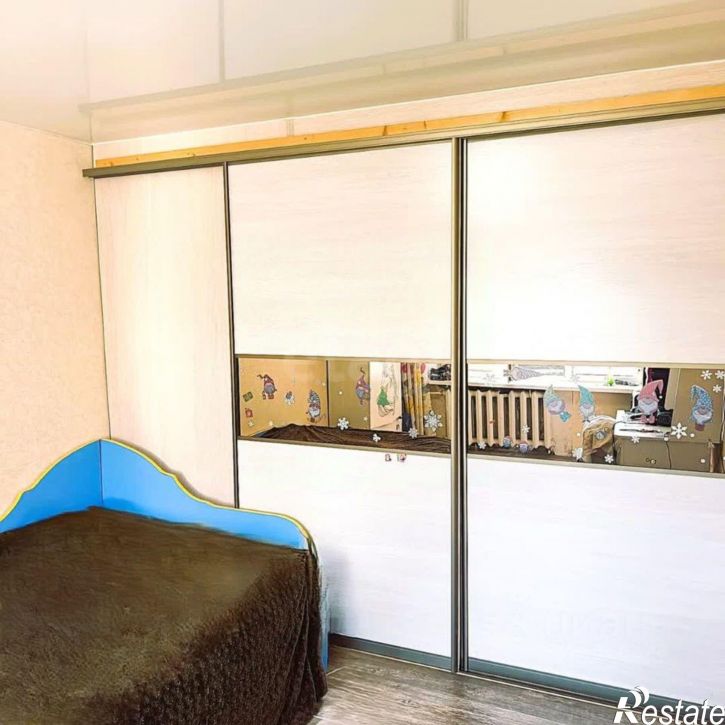 3-комн квартира улица Завойко, 63,  д. 63