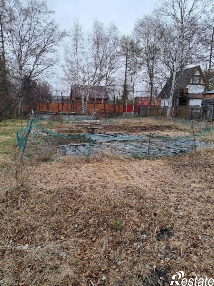 Земельный участок