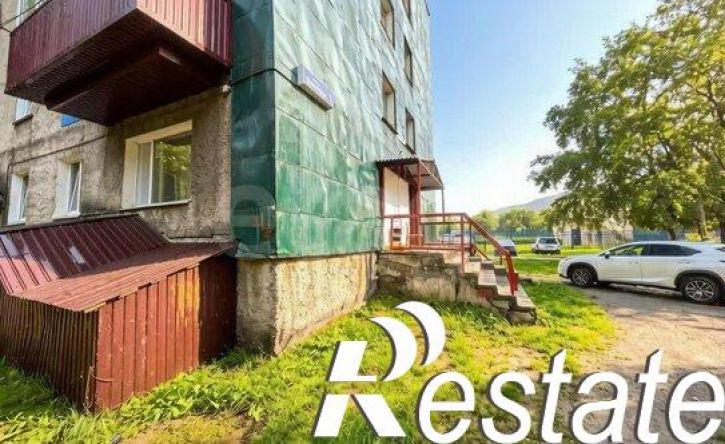 4-комн квартира Радужный переулок, 1,  д. 1