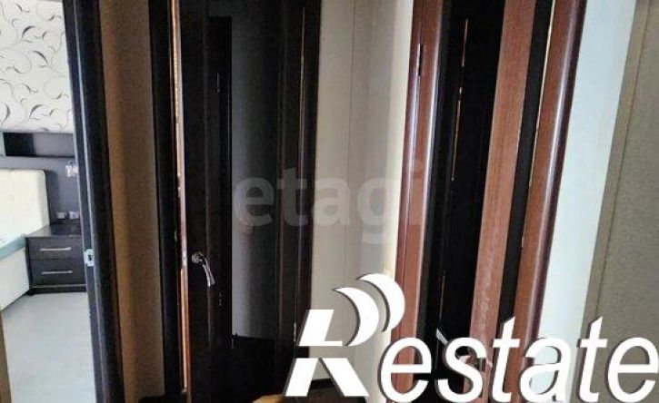 3-комн квартира улица Нахимова, 46,  д. 46