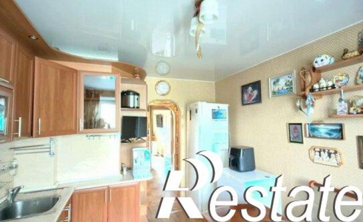 3-комн квартира улица Завойко, 65,  д. 65